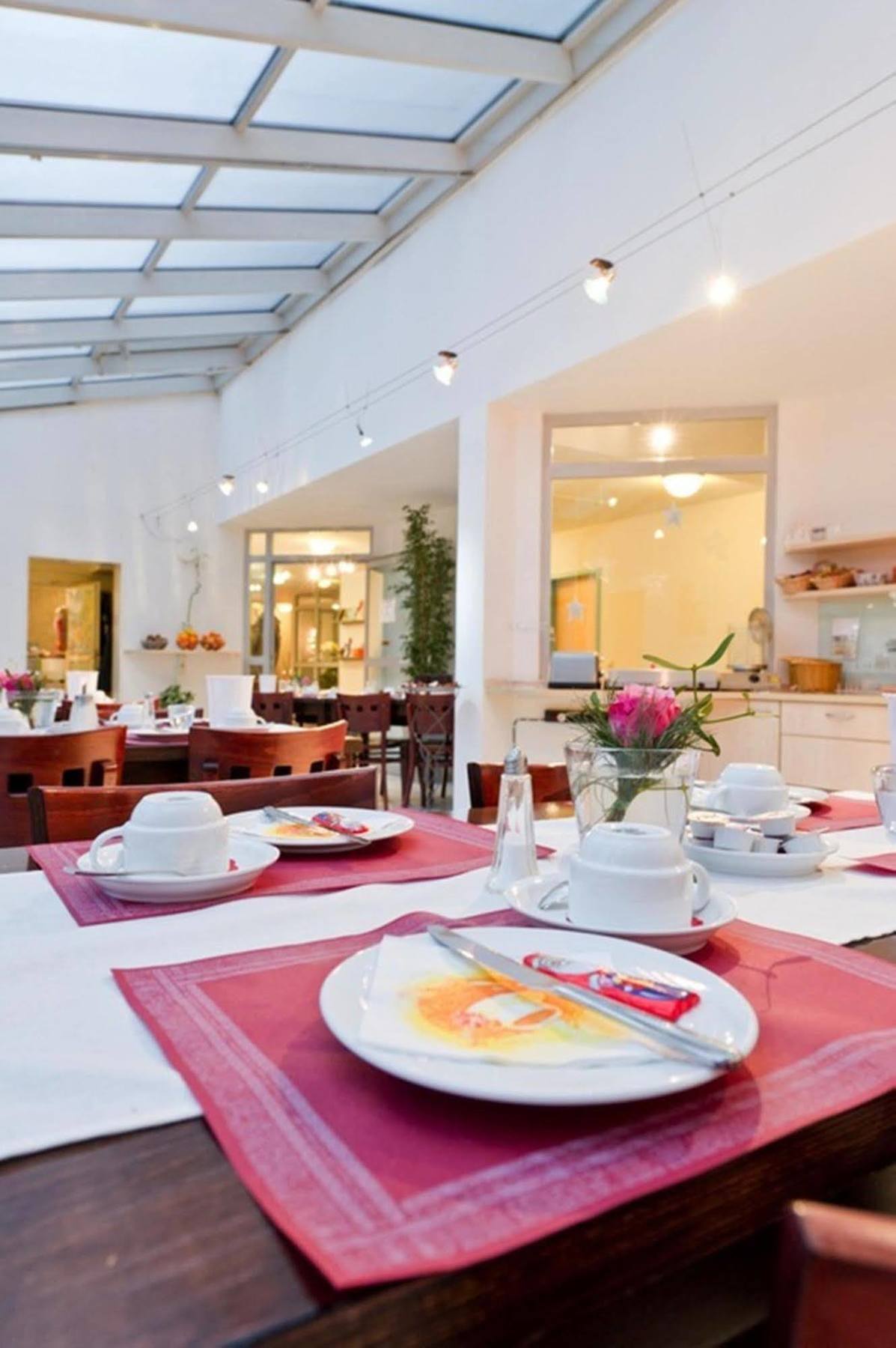 Hotel Domino Stuttgart Dış mekan fotoğraf