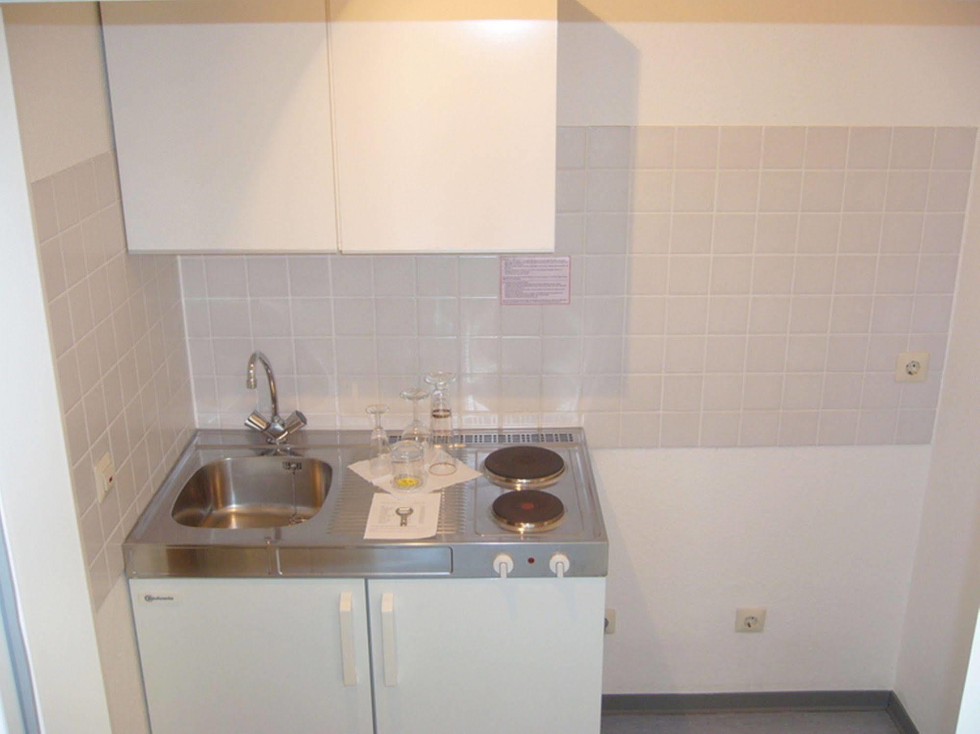 Hotel Domino Stuttgart Dış mekan fotoğraf